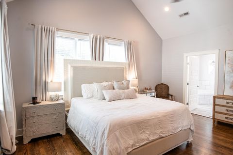 Tiny photo for 744 Gatti Lane, Chattanooga, TN 37405 (MLS # 1527061)