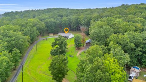 Photo of 2163 Red Leaf Lane, Soddy Daisy, TN 37379 (MLS # 1519094)