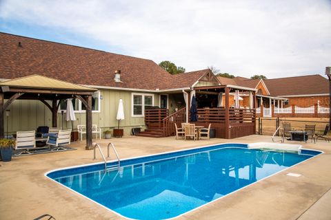 Tiny photo for 528 Magnolia Lane, Chatsworth, GA 30705 (MLS # 1527716)