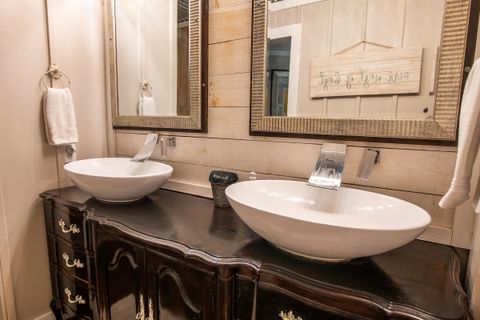 Tiny photo for 528 Magnolia Lane, Chatsworth, GA 30705 (MLS # 1527716)