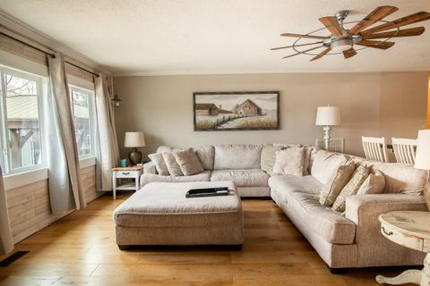 Tiny photo for 528 Magnolia Lane, Chatsworth, GA 30705 (MLS # 1527716)