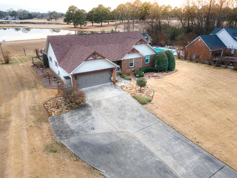 Tiny photo for 528 Magnolia Lane, Chatsworth, GA 30705 (MLS # 1527716)