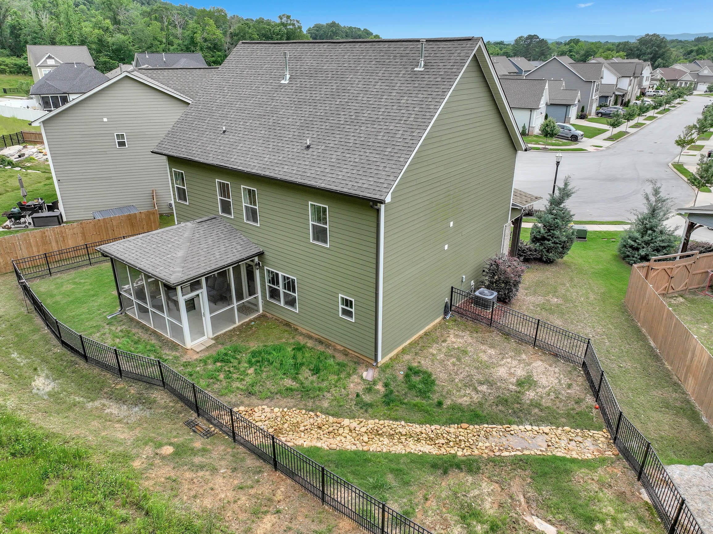 5479 Amber Grove Way, Hixson, Tennessee image 37