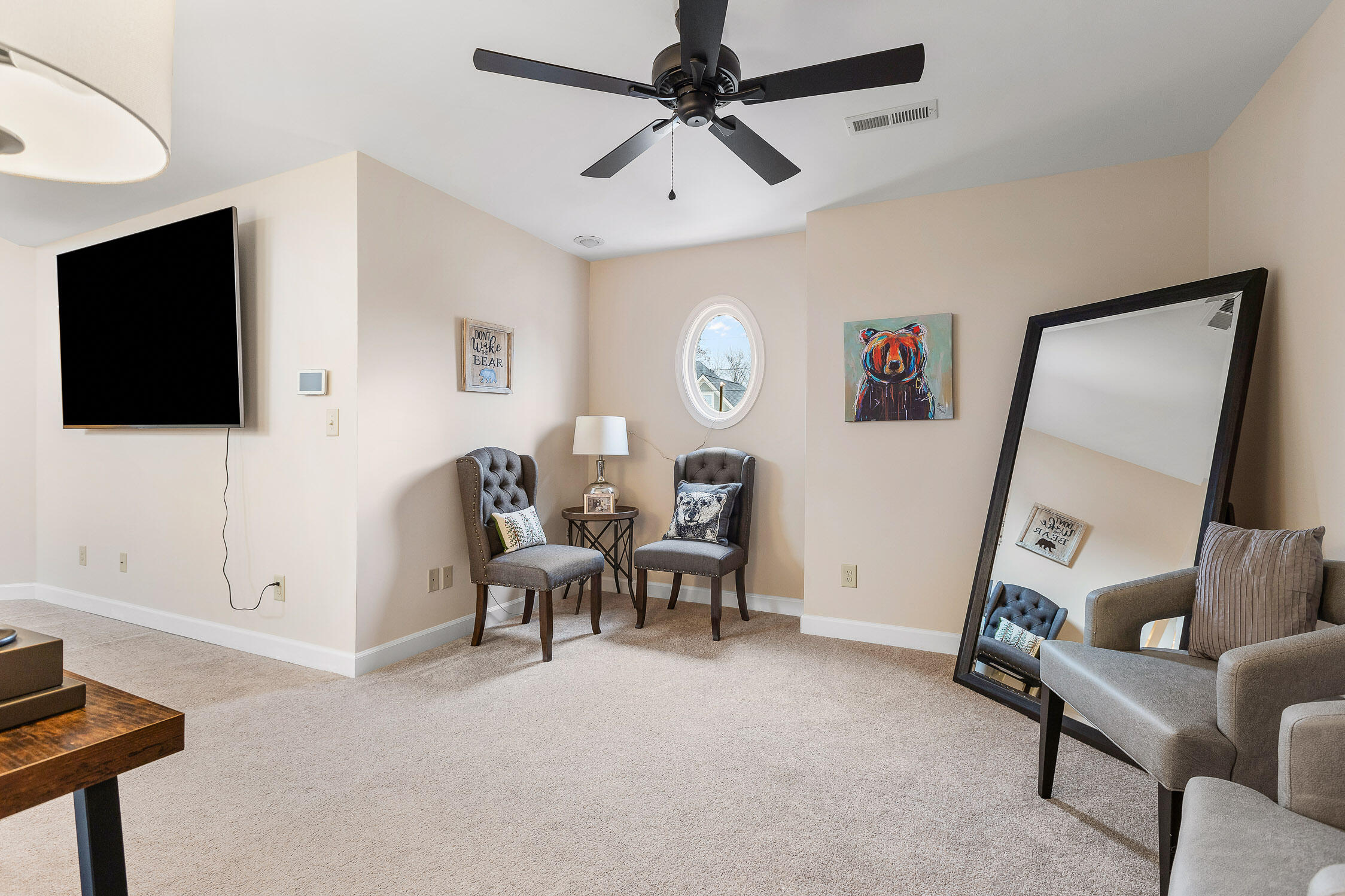 Chattanooga, Tennessee 37421, United States, 4 Bedrooms Bedrooms, ,3 BathroomsBathrooms,Residential,Active,25022