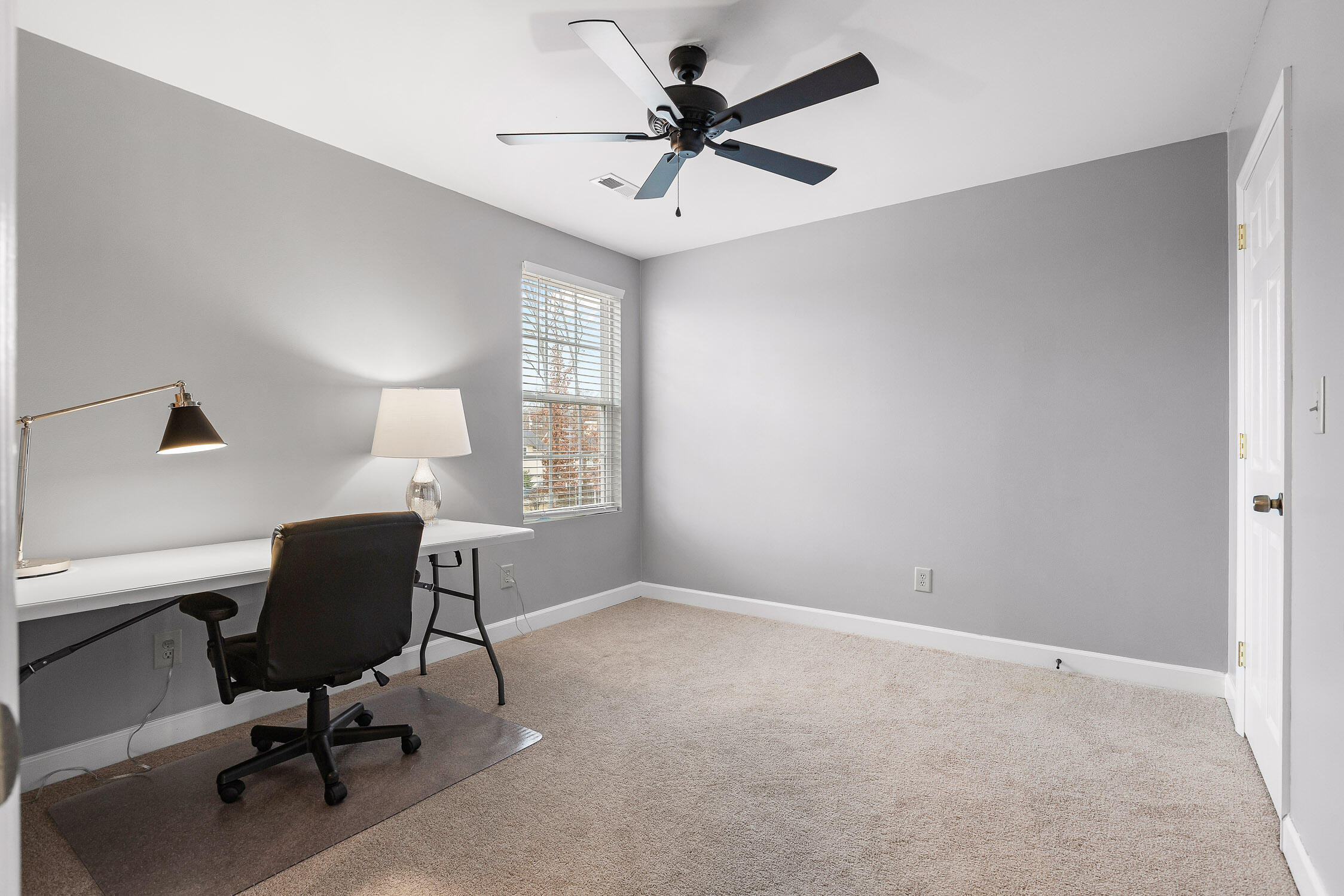 Chattanooga, Tennessee 37421, United States, 4 Bedrooms Bedrooms, ,3 BathroomsBathrooms,Residential,Active,25022