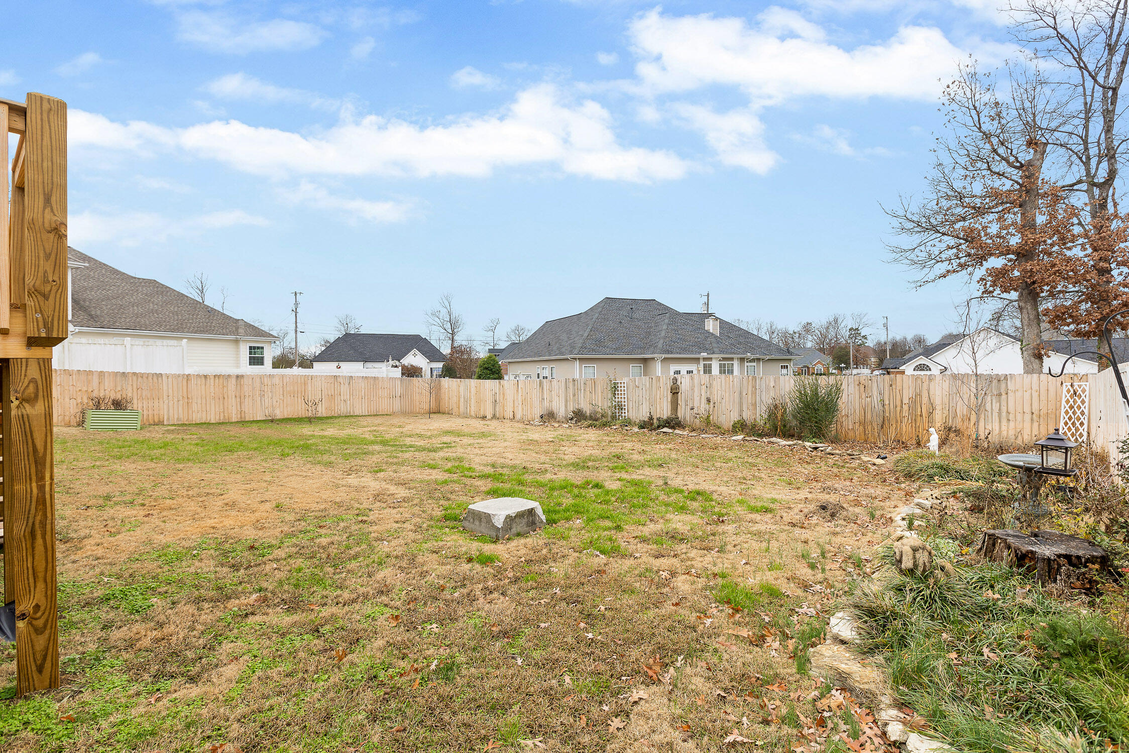 Chattanooga, Tennessee 37421, United States, 4 Bedrooms Bedrooms, ,3 BathroomsBathrooms,Residential,Active,25022