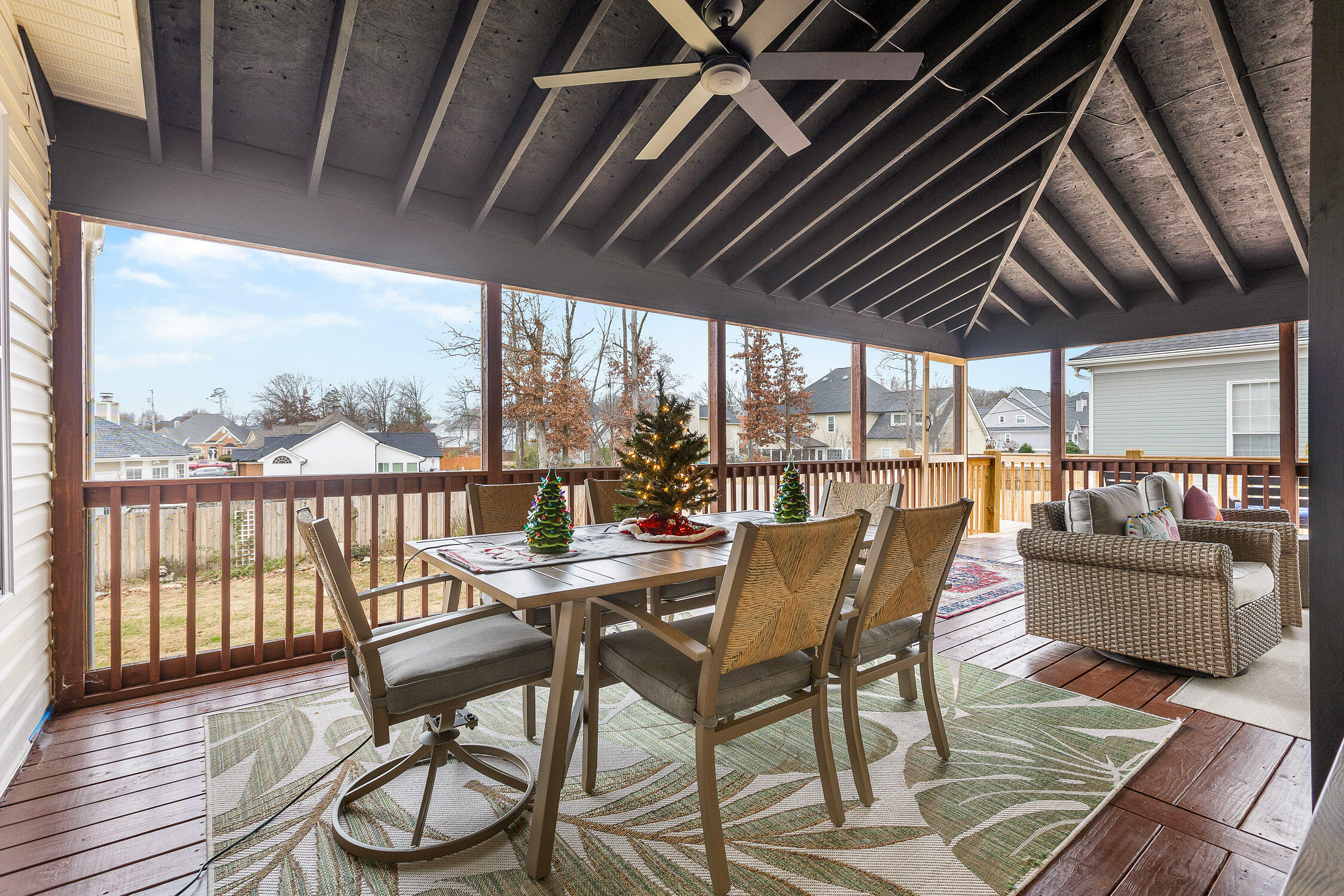 Chattanooga, Tennessee 37421, United States, 4 Bedrooms Bedrooms, ,3 BathroomsBathrooms,Residential,Active,25022