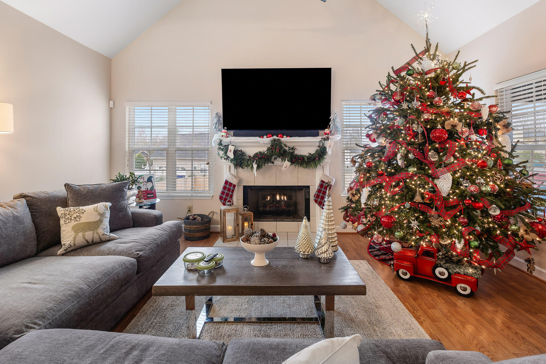 Chattanooga, Tennessee 37421, United States, 4 Bedrooms Bedrooms, ,3 BathroomsBathrooms,Residential,Active,25022