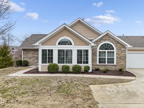 Photo of 2437 Baskette Way, Chattanooga, TN 37421 (MLS # 1528876)