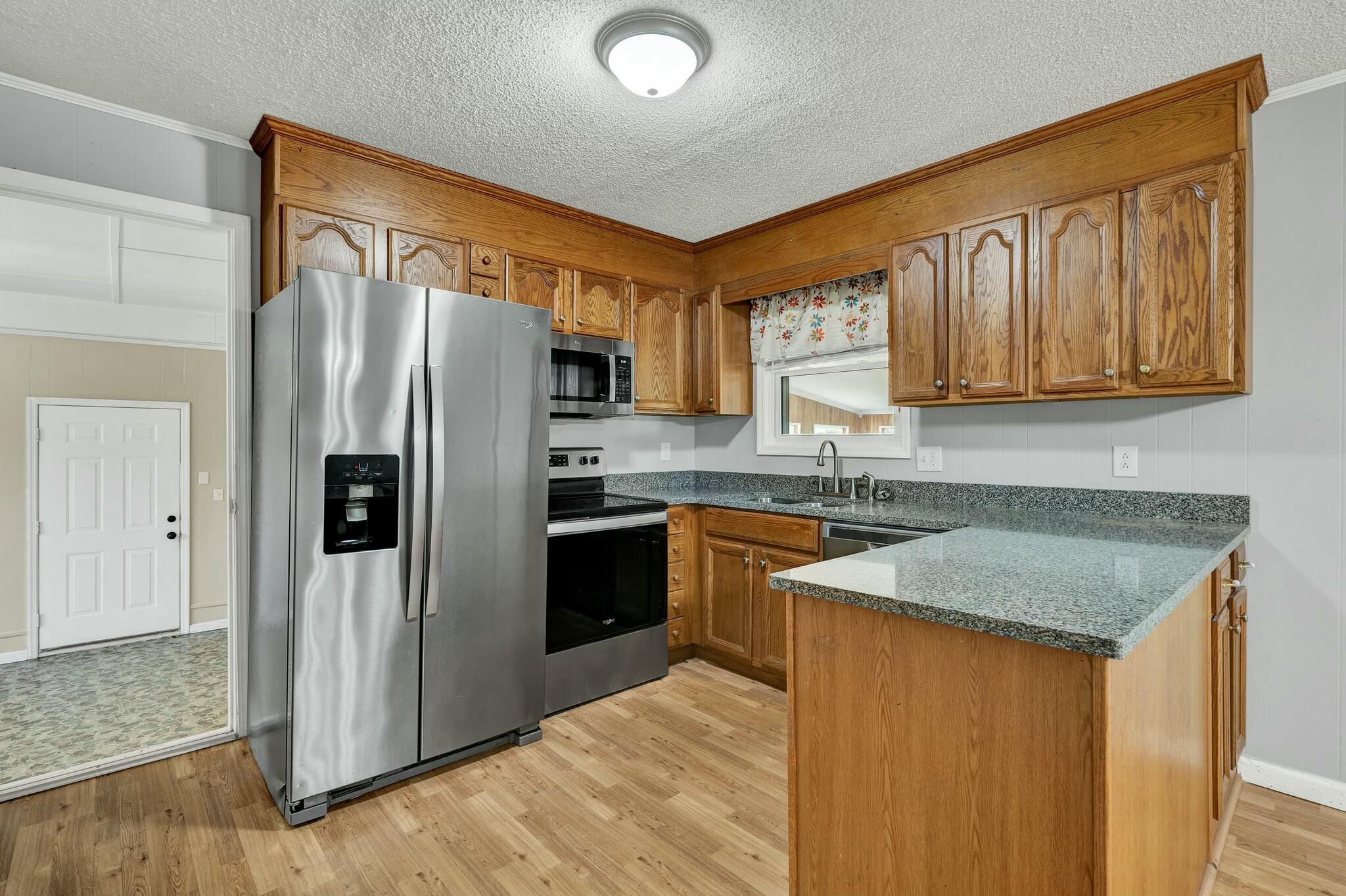 1720 Rolling Brook Drive, Cleveland, Tennessee image 4