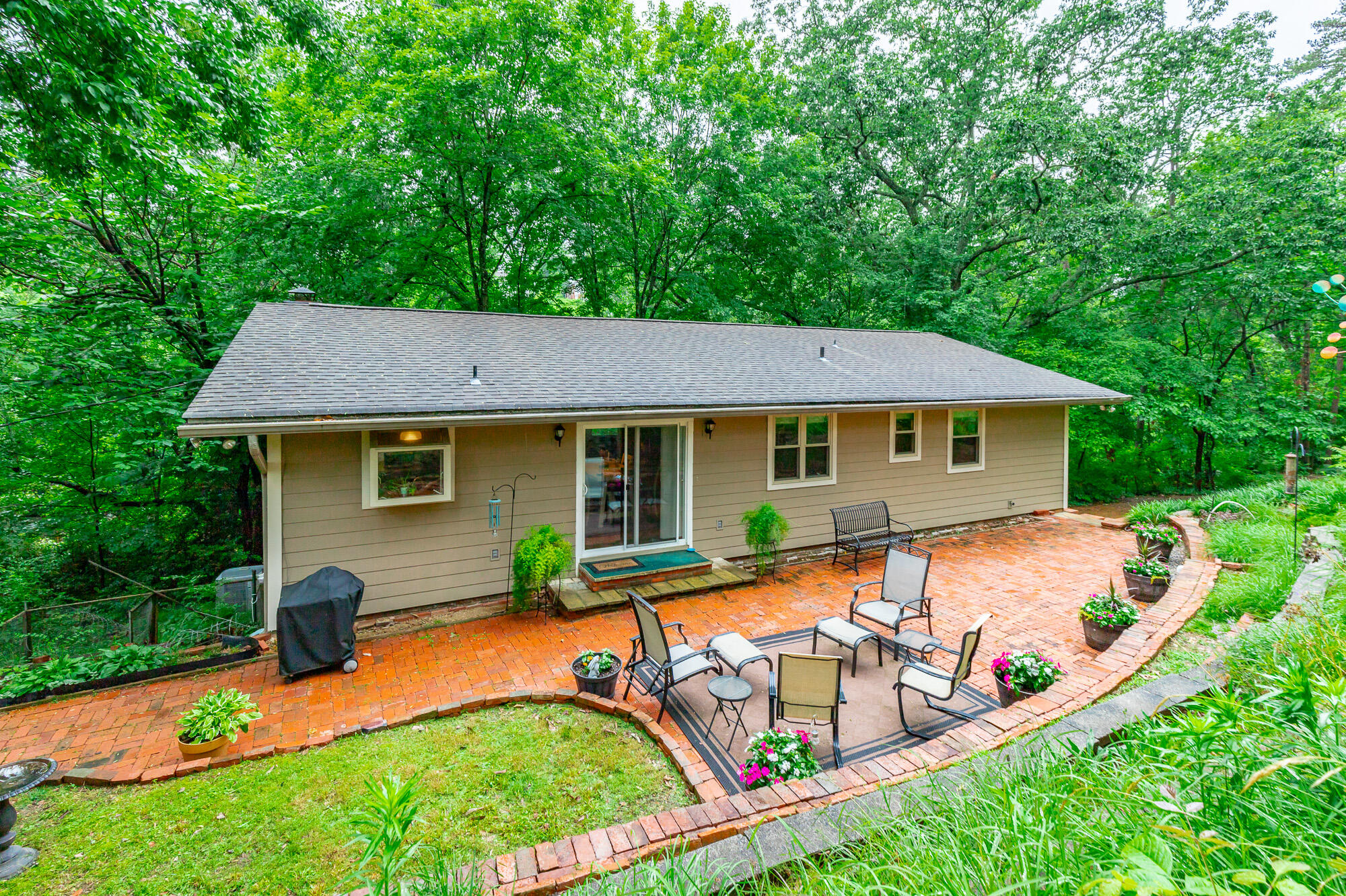 321 Elderberry Lane, Chattanooga, Tennessee image 1