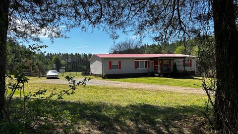 210 County Road 790 Etowah TN 37331