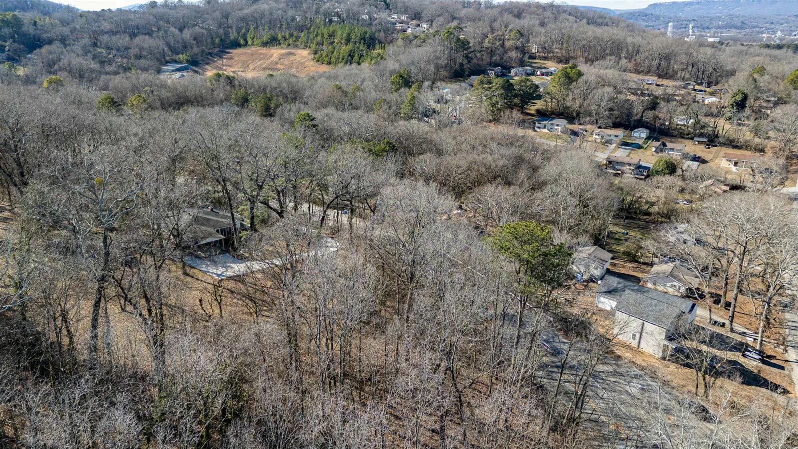 Bonny Oaks Drive, Chattanooga, Tennessee image 6