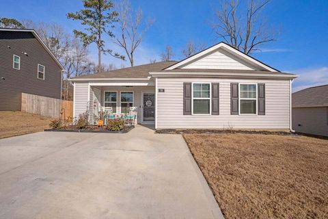 Photo of 78 Lake Terrace Drive, LaFayette, GA 30728 (MLS # 1525419)