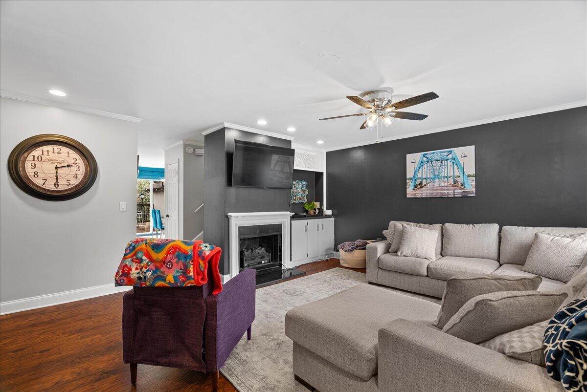 2214 Mount Haven Drive Apt 9