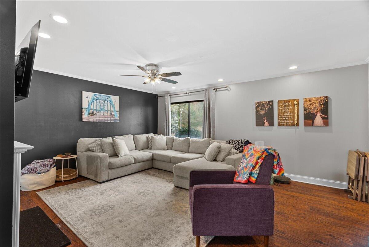 2214 Mount Haven Drive Apt 9