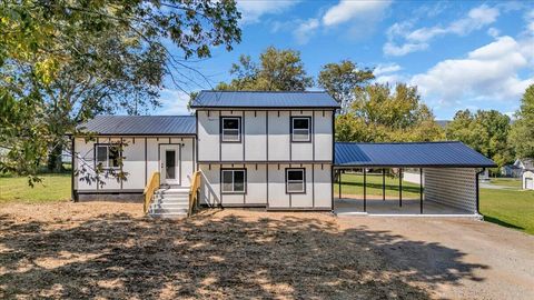 Homes For Sale - 358 Overlook Drive<br/> Marion County, Whitwell, TN 37397