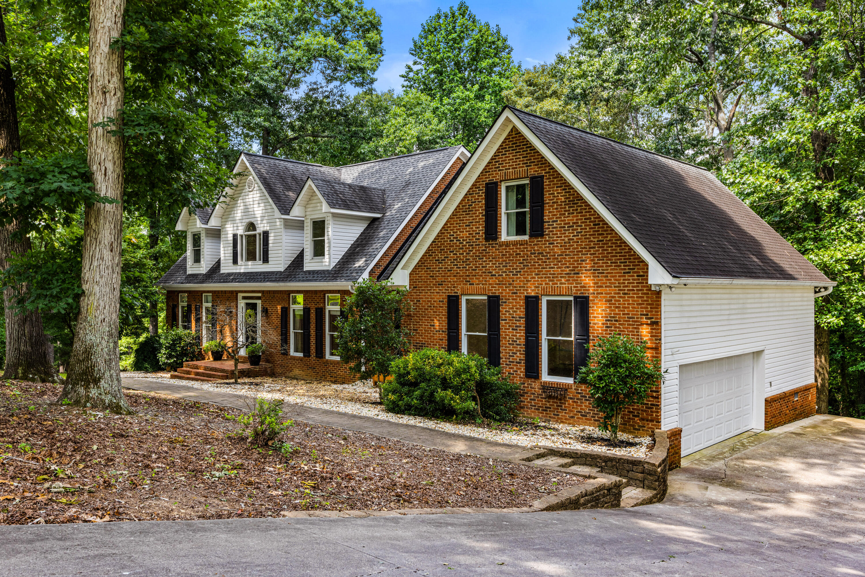 Photo 1 of 34 — 326 Charolais Trail, Cohutta, GA 30710