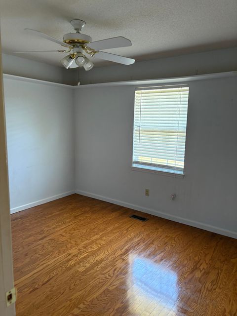 Tiny photo for 409 Sandalwood Drive, Hixson, TN 37343 (MLS # 1522775)