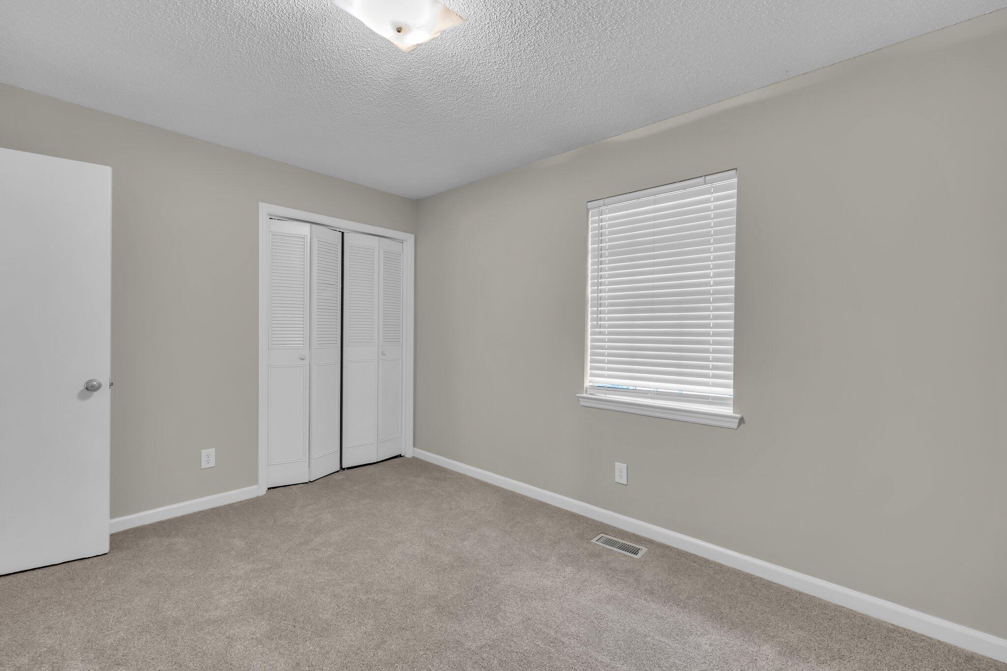 914 Kennington Hills Drive, Hixson, Tennessee image 17