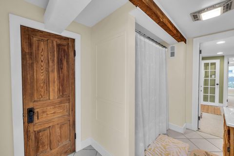 Tiny photo for 212 Jarnigan Avenue, Chattanooga, TN 37405 (MLS # 1529055)