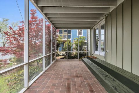 Tiny photo for 212 Jarnigan Avenue, Chattanooga, TN 37405 (MLS # 1529055)