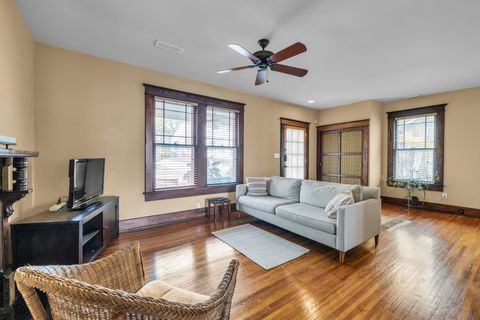 Tiny photo for 212 Jarnigan Avenue, Chattanooga, TN 37405 (MLS # 1529055)