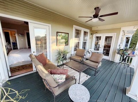 Tiny photo for 212 Jarnigan Avenue, Chattanooga, TN 37405 (MLS # 1529055)