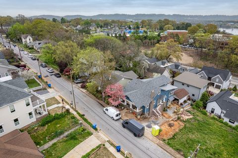 Tiny photo for 212 Jarnigan Avenue, Chattanooga, TN 37405 (MLS # 1529055)