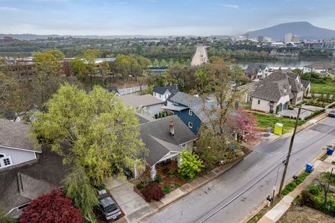 Tiny photo for 212 Jarnigan Avenue, Chattanooga, TN 37405 (MLS # 1529055)