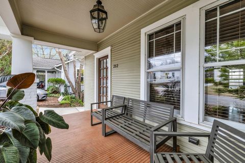 Tiny photo for 212 Jarnigan Avenue, Chattanooga, TN 37405 (MLS # 1529055)