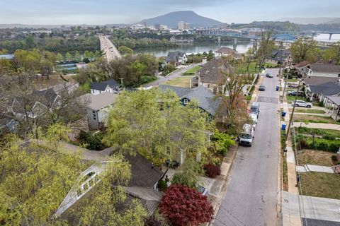 Tiny photo for 212 Jarnigan Avenue, Chattanooga, TN 37405 (MLS # 1529055)