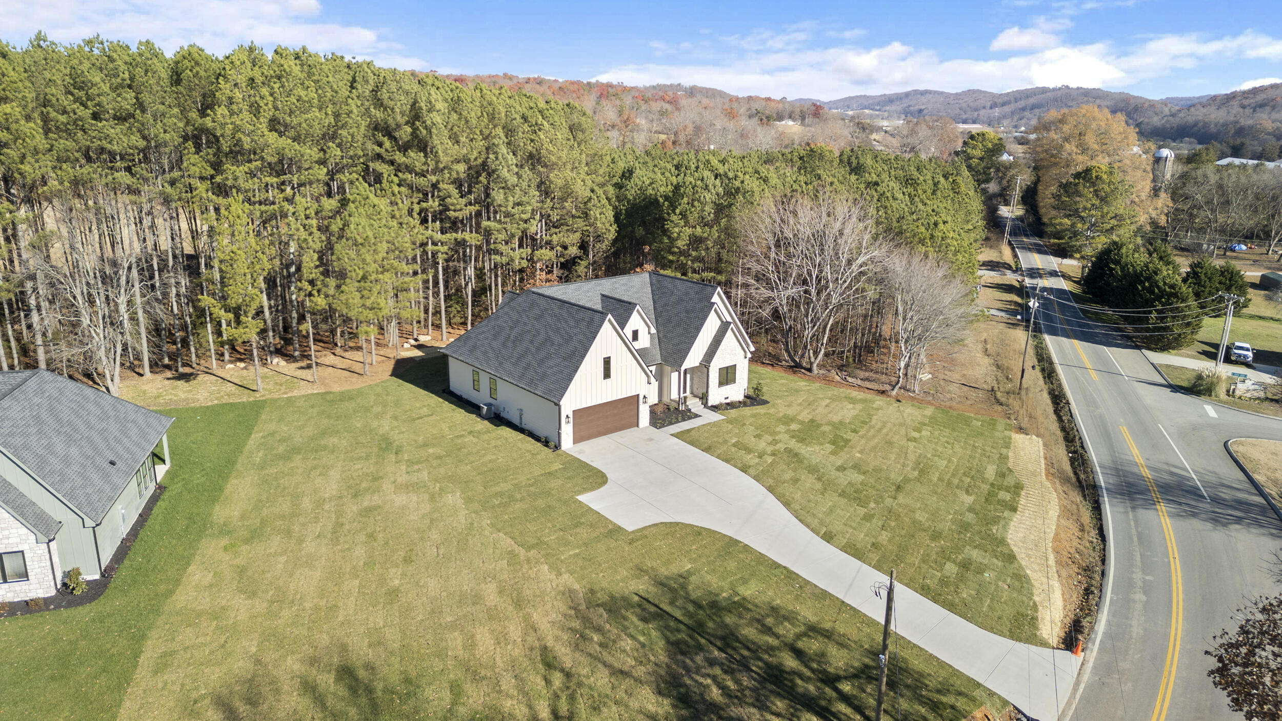 1048 Weatherly Switch Trail, Cleveland, Tennessee image 37