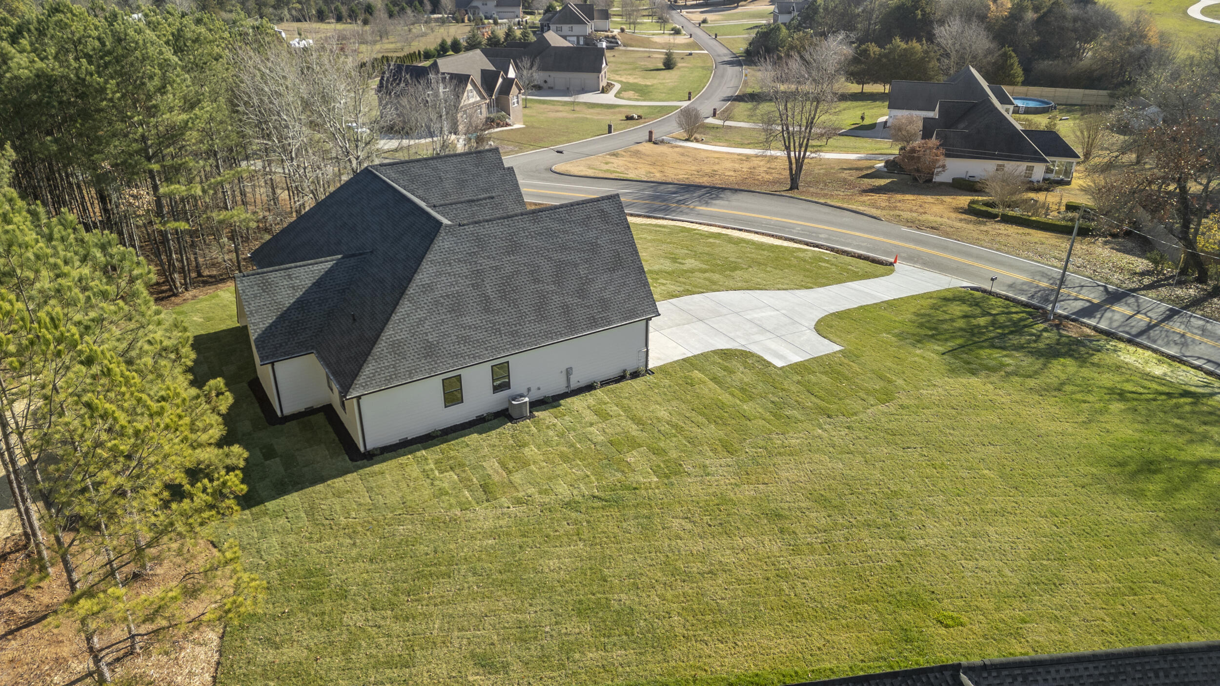 1048 Weatherly Switch Trail, Cleveland, Tennessee image 38