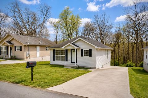 Photo of 232 W Edison Street, Alcoa, TN 37701 (MLS # 1534619)