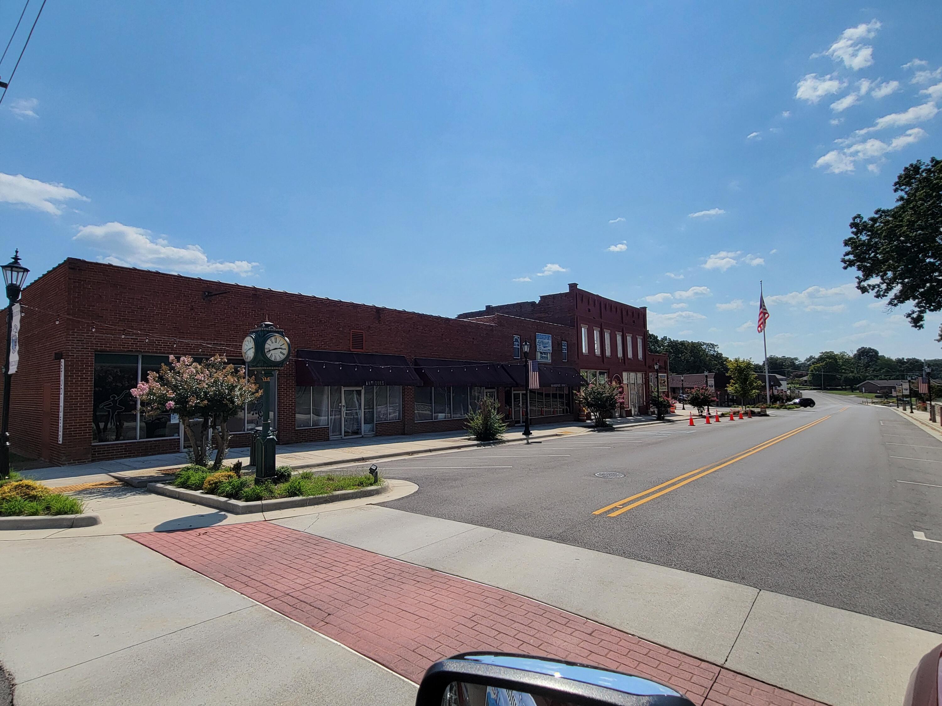 724 Dr, Lee Avenue #1,2, 3, Bridgeport, Alabama image 16
