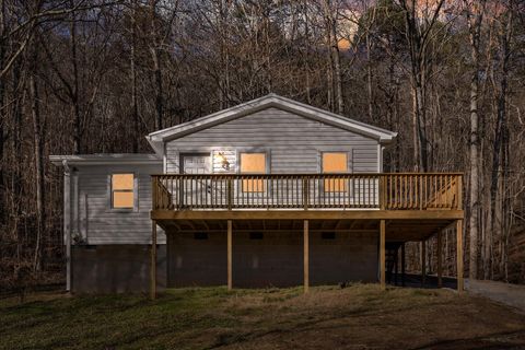Photo of 11047 Davenport Road, Soddy Daisy, TN 37379 (MLS # 1526147)