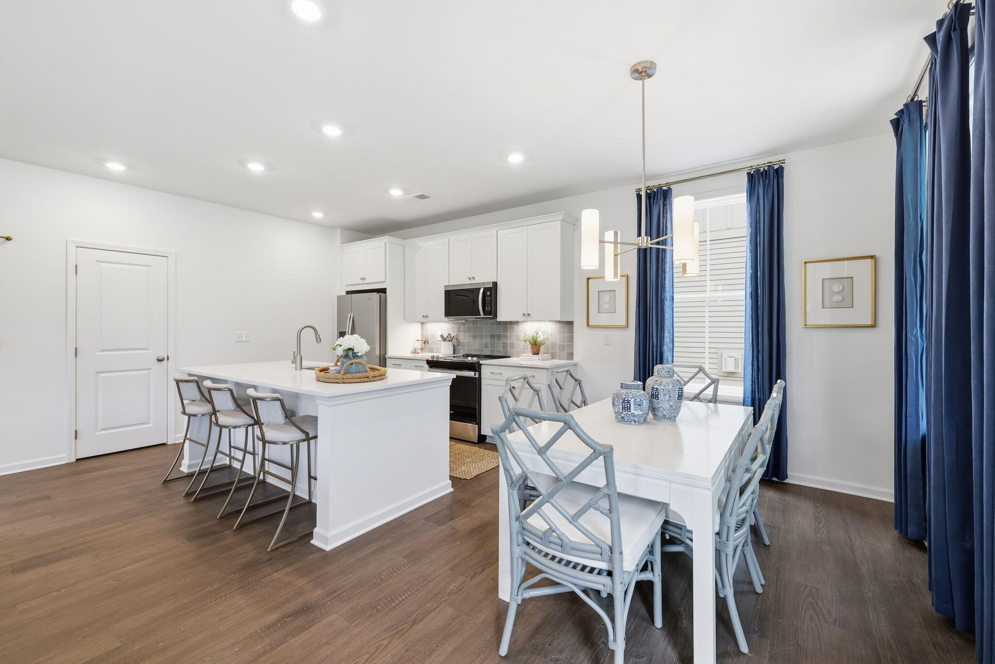 10108 Shire Walk 25