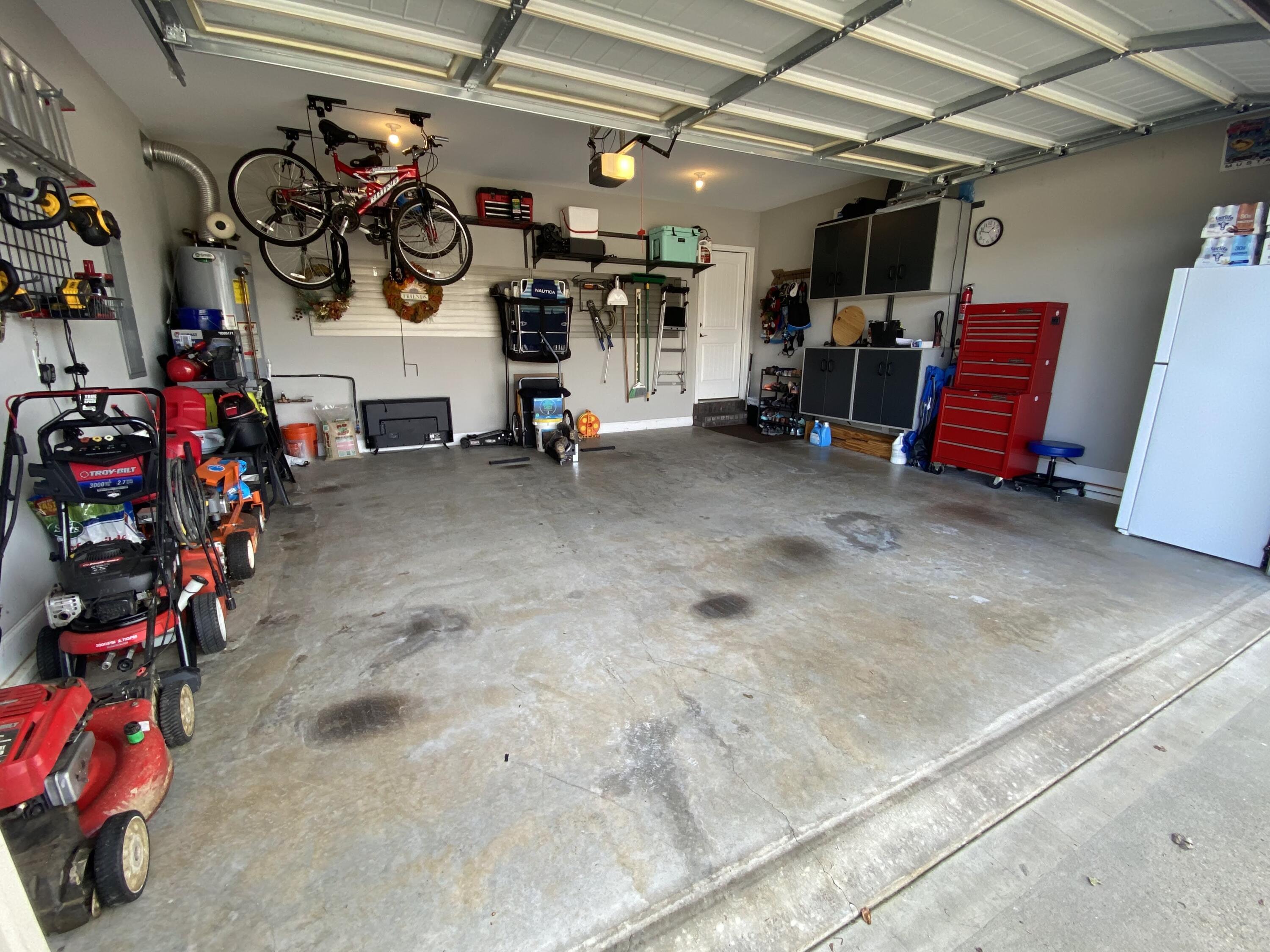 7992 Frostwood Lane, Ooltewah, Tennessee image 30