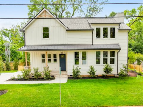 Photo of 1402 W 55th Street, Chattanooga, TN 37409 (MLS # 1531160)