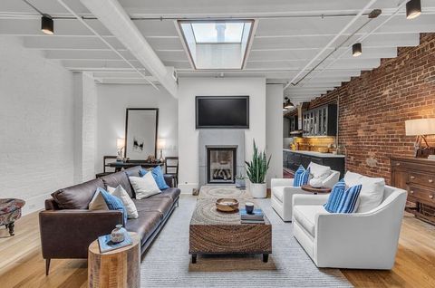 Homes For Sale - 55 E Main St<br/> Chattanooga, TN 37408