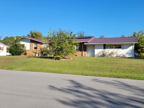 Photo of 1302 Durham Drive, Chattanooga, TN 37421 (MLS # 1545054)