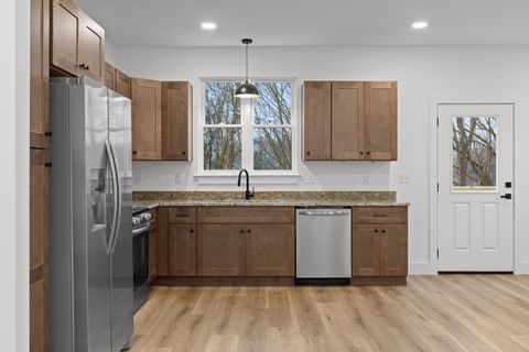 Tiny photo for 917 2nd Street NE, Cleveland, TN 37311 (MLS # 1525209)