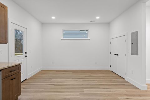 Tiny photo for 917 2nd Street NE, Cleveland, TN 37311 (MLS # 1525209)