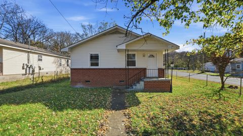 Photo of 2600 Dodson Avenue, Chattanooga, TN 37406 (MLS # 1523915)