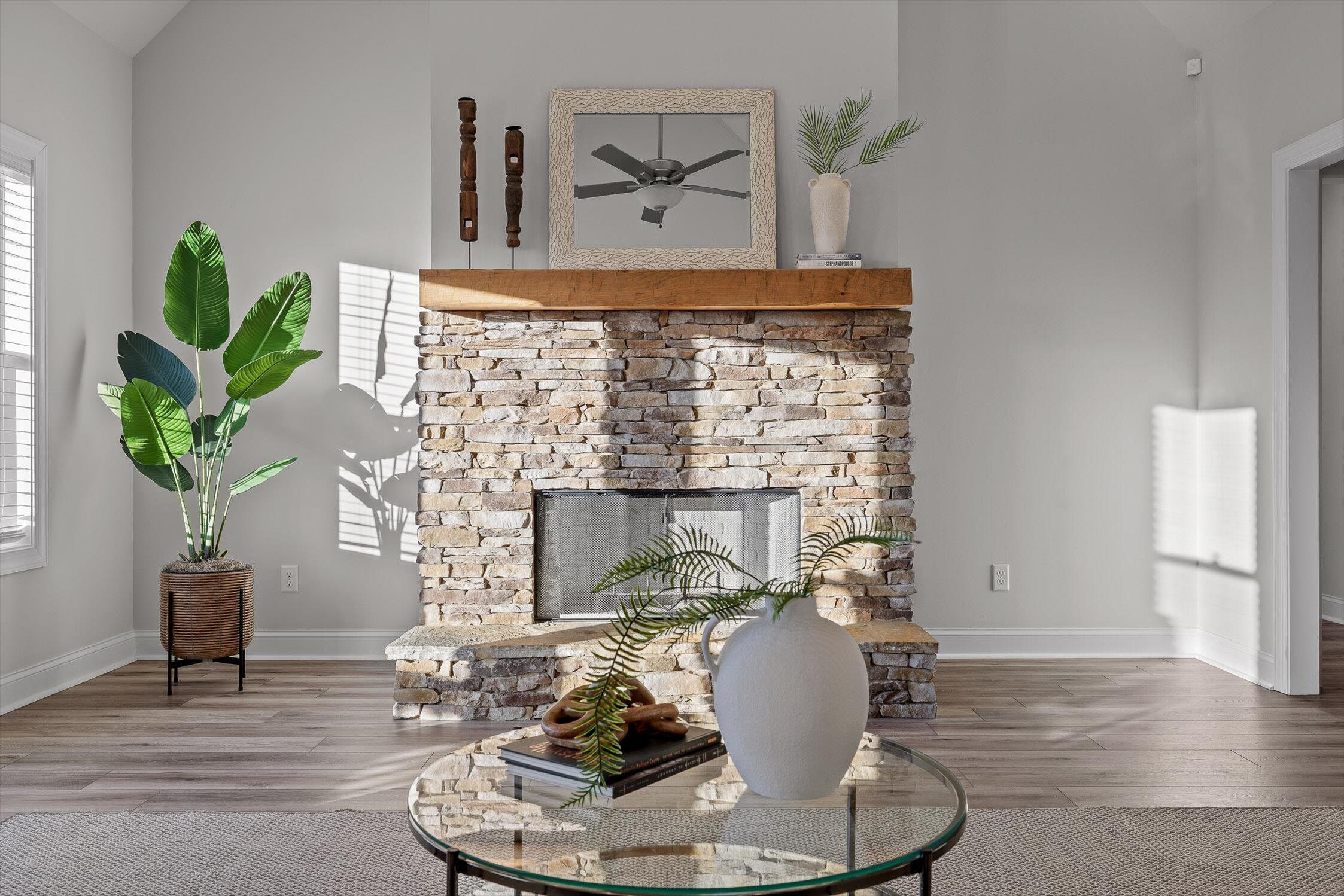 Jasper, Tennessee 37347, United States, 3 Bedrooms Bedrooms, ,2 BathroomsBathrooms,Residential,Active,243445