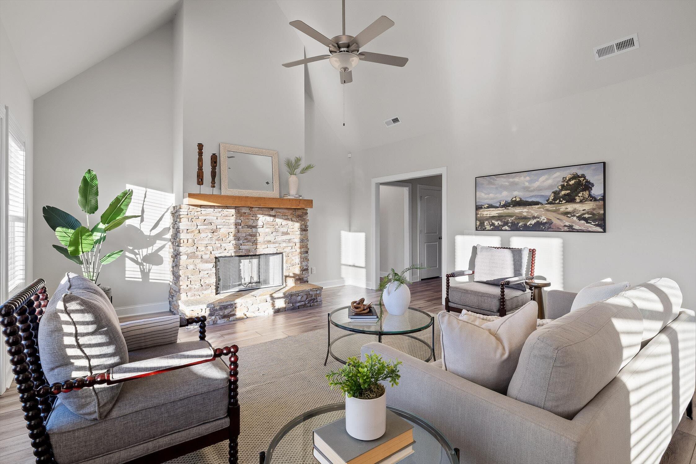 Jasper, Tennessee 37347, United States, 3 Bedrooms Bedrooms, ,2 BathroomsBathrooms,Residential,Active,243445