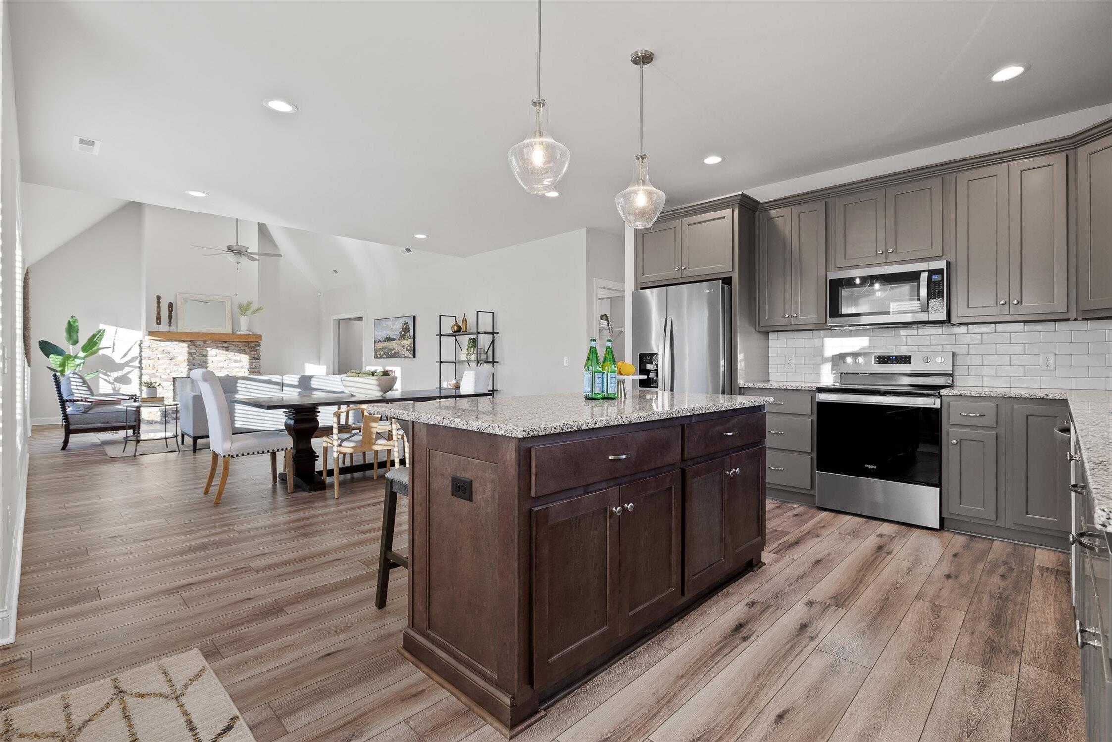 Jasper, Tennessee 37347, United States, 3 Bedrooms Bedrooms, ,2 BathroomsBathrooms,Residential,Active,243445