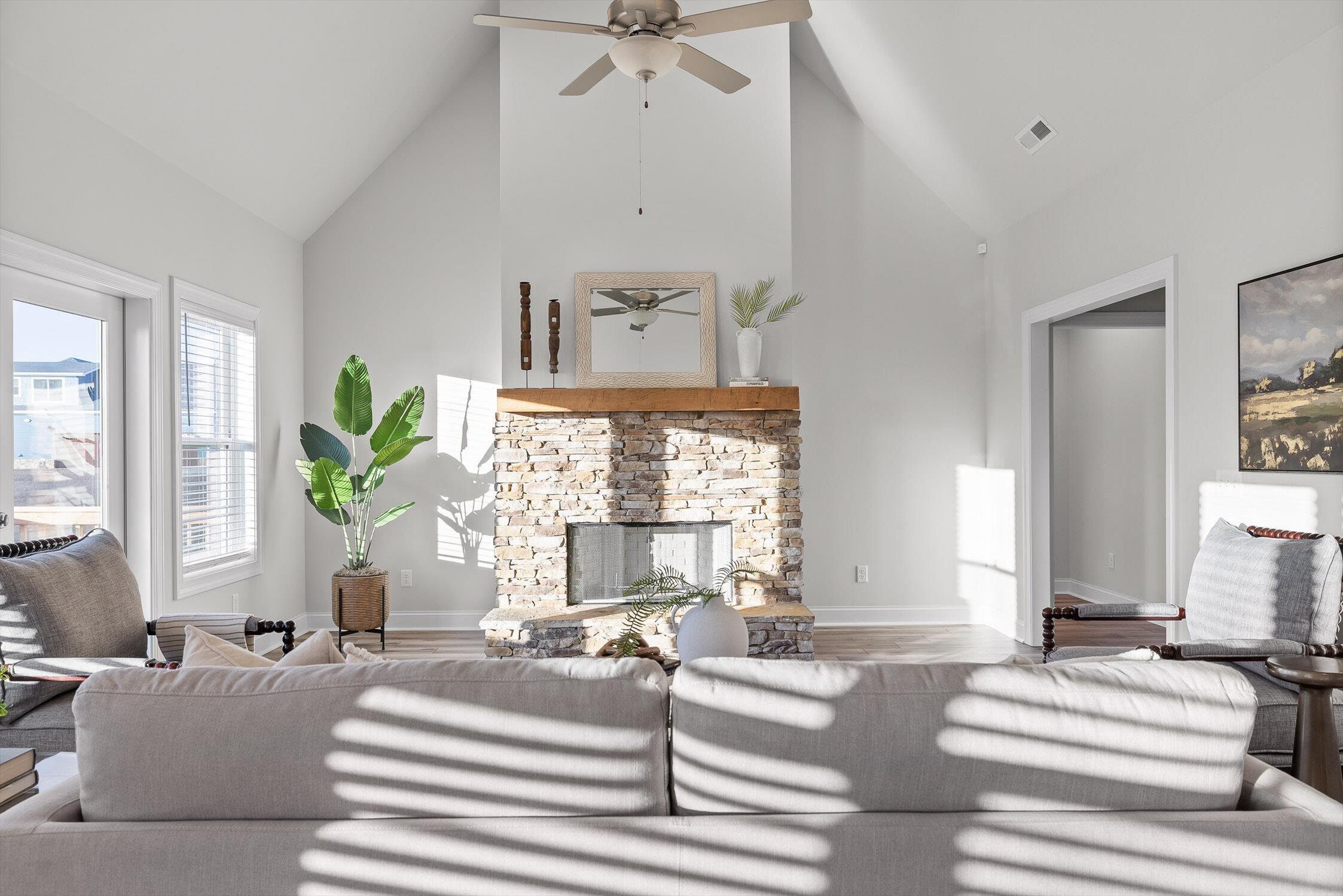 Jasper, Tennessee 37347, United States, 3 Bedrooms Bedrooms, ,2 BathroomsBathrooms,Residential,Active,243445