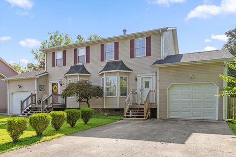 Photo of 7604 Hurricane Loop, Chattanooga, TN 37421 (MLS # 1518980)